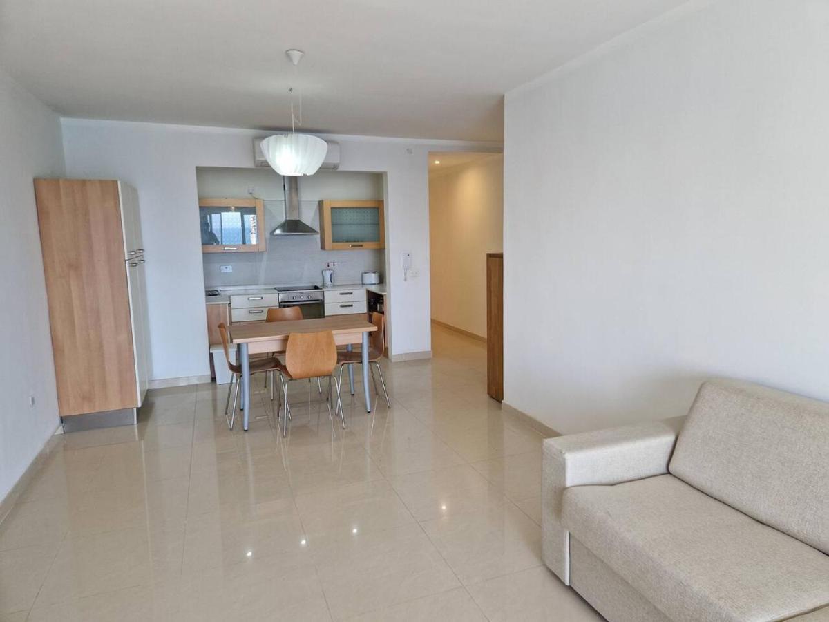 Seabreeze Casablanca Flat Daire Zebbug  Dış mekan fotoğraf